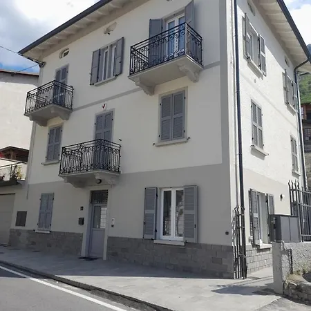 Apartment White - Jacuzzi, Swimming Pool & View Lezzeno