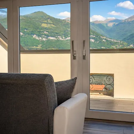 White - Jacuzzi, Swimming Pool & View * Lezzeno