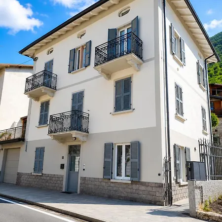 White - Jacuzzi, Swimming Pool & View * Lezzeno