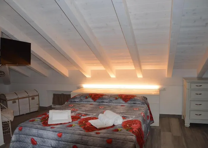 Appartement White - Jacuzzi, Swimming Pool & View
