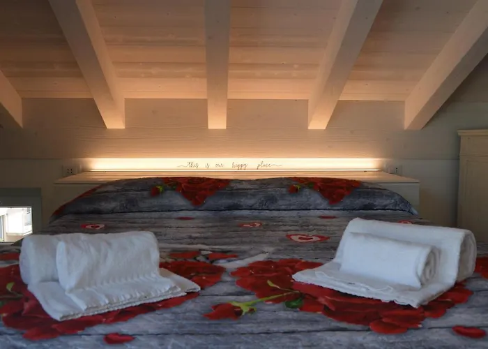 White - Jacuzzi, Swimming Pool & View Appartement Lezzeno