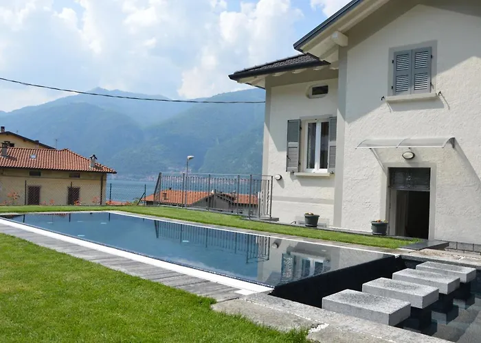 White - Jacuzzi, Swimming Pool & View Appartement Lezzeno