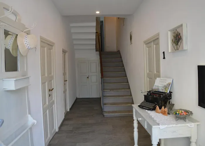 White - Jacuzzi, Swimming Pool & View Appartement *